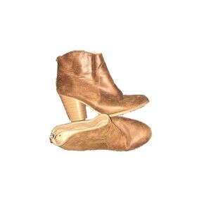 Route 66 boots Womens 11 brown faux leather western stacked wood heel zip back